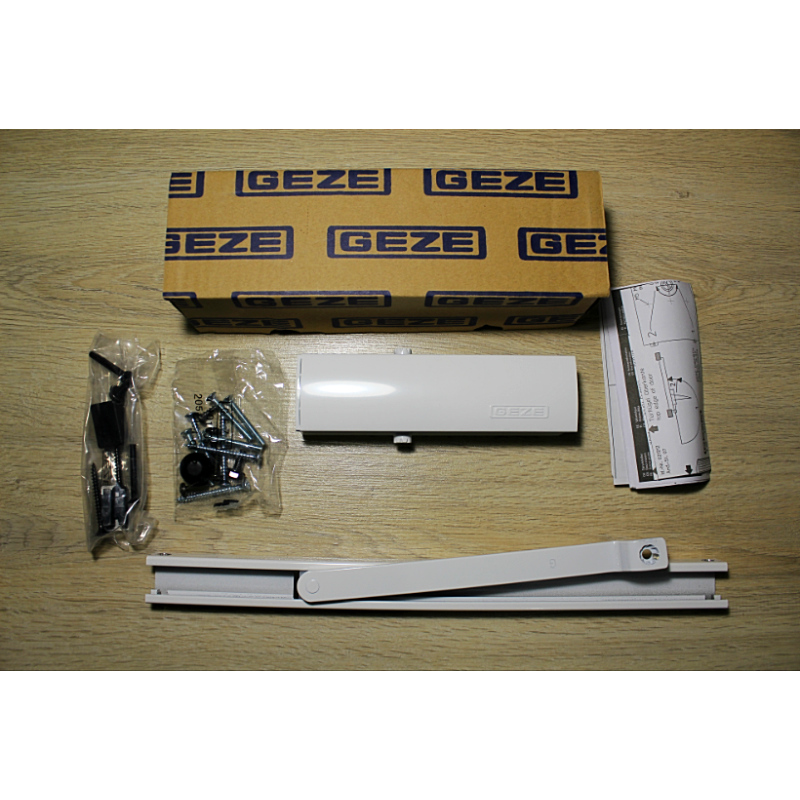 Дверний доводчик GEZE TS 1500 G з ковзною шиною, білий