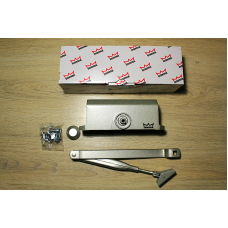 Дотягувач дверний Dorma TS77 EN3 з важільною тягою, срібло