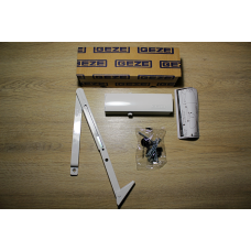 Дверний доводчик GEZE TS 1500 G з тягою, білий