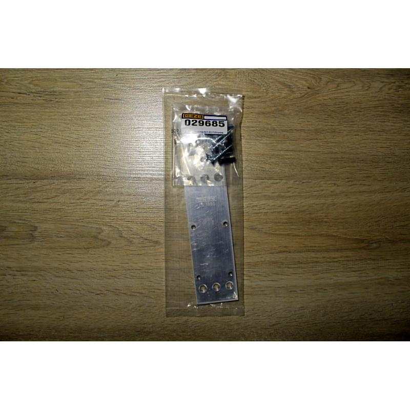 Монтажна пластина для GEZE TS 1500, колір білий