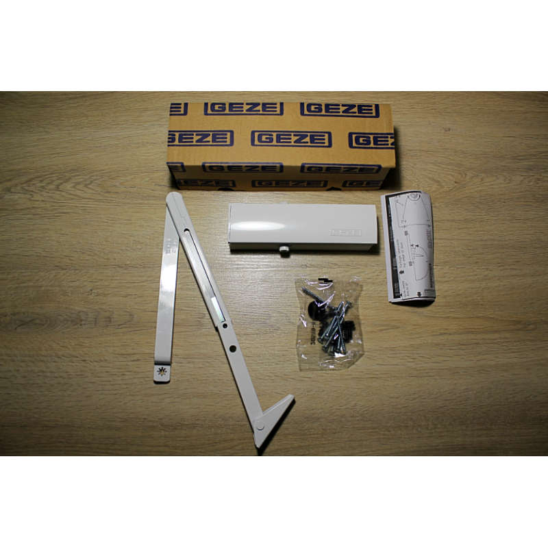 Доводчик дверний GEZE TS 1500 G з тягою, білий