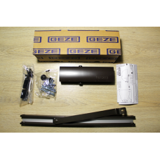 Доводчик GEZE TS 1500 G з ковзною шиною коричневий