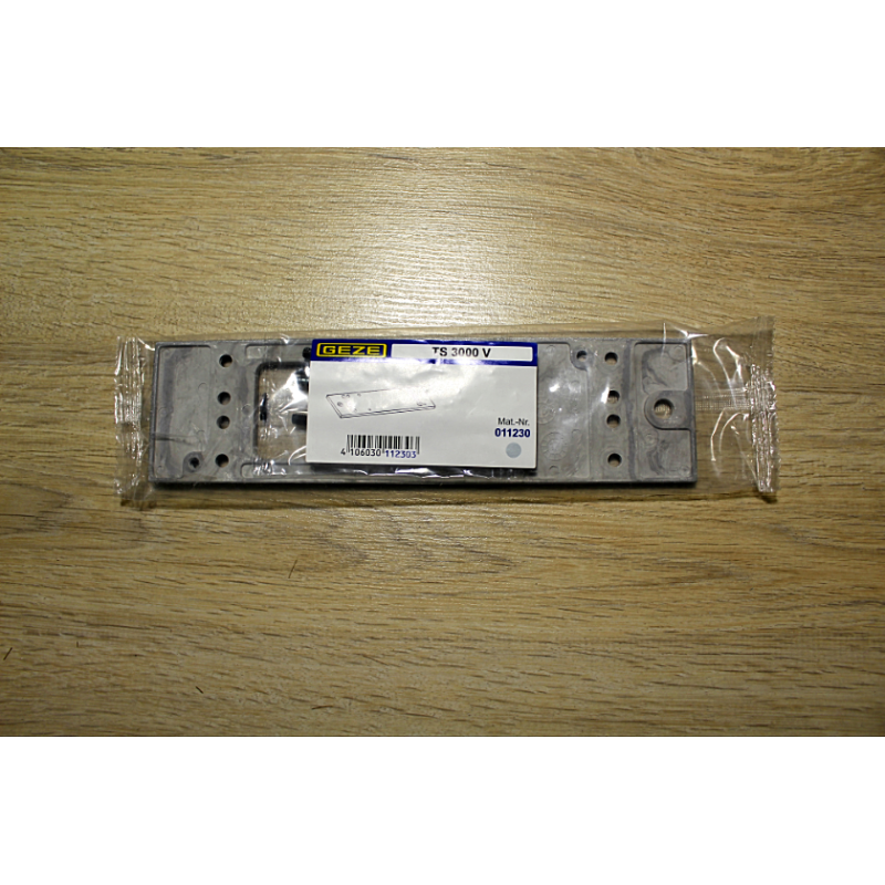 Пластина монтажна до доводчику GEZE TS 3000, чорний